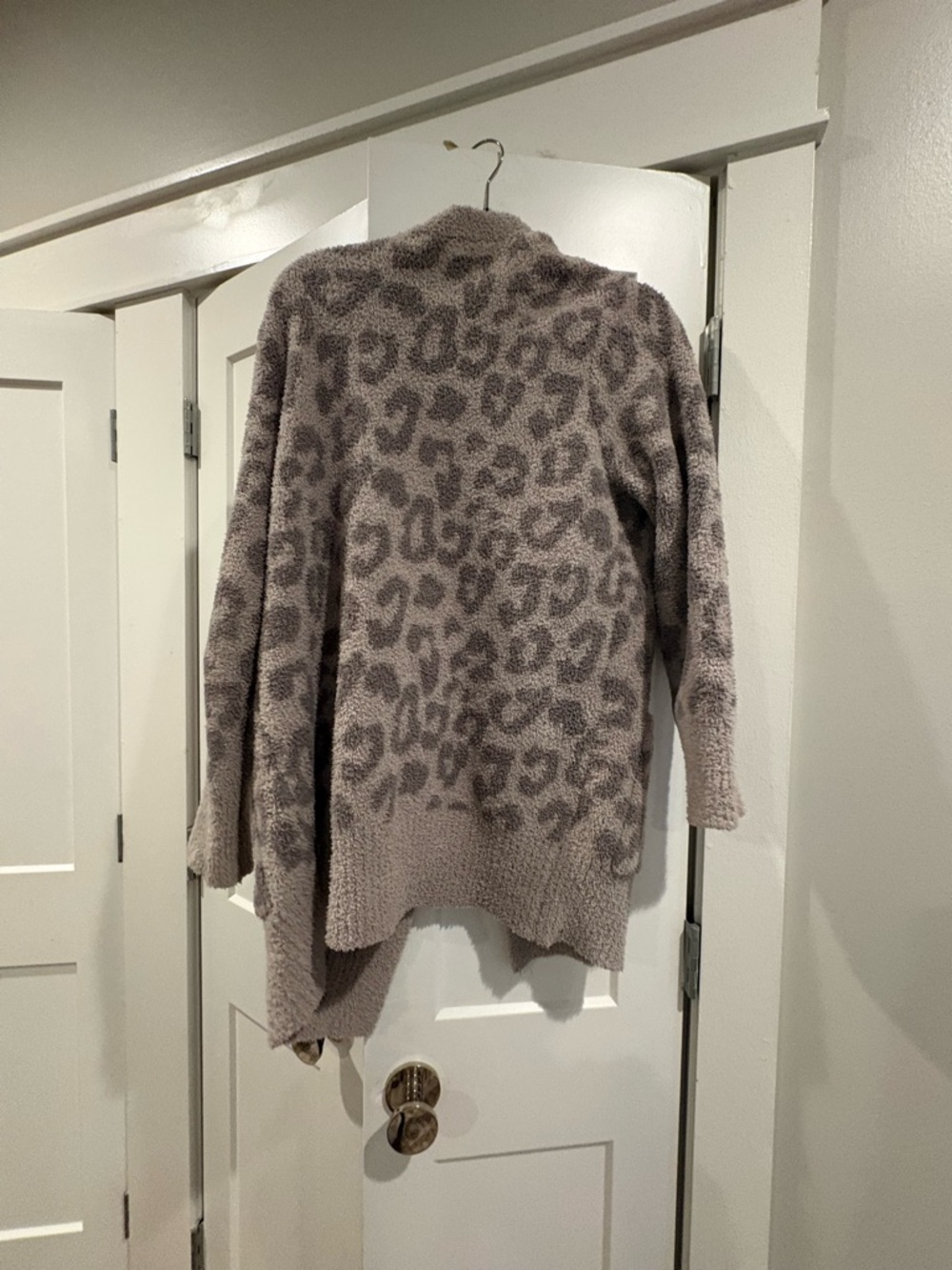 Barefoot Dreams Taupe Leopard Open-Front Cardigan - Picture 4 of 4